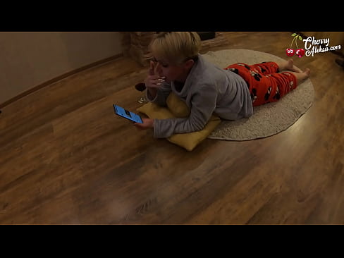 ❤️ Verrückte Blondine lutscht riesigen Schwanz und hüpft darauf herum - Analsex ❤️❌ Porn video bei uns de.tube-sexer.ru